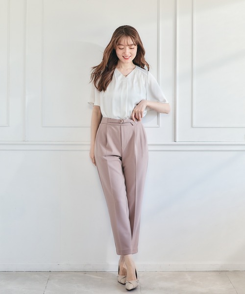 12Twelve Agenda(トゥエルブ アジェンダ)の「ヴィンテージサテンパーツ付Vネックブラウス(シャツ/ブラウス・レディース・オフホワイト/ネイビー・M)」の7枚目の写真