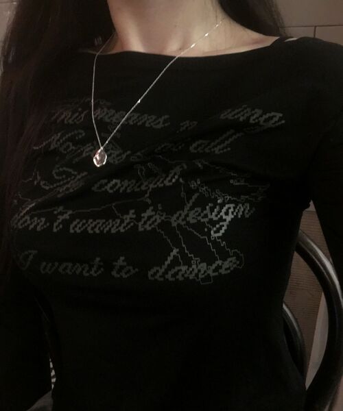 DAUSPICE（ディーオスピス）の「(DUC) Lettering Sheer Long Sleeve Black（Tシャツ/カットソー・レディース・ブラック・ONE SIZE）」の5枚目の写真