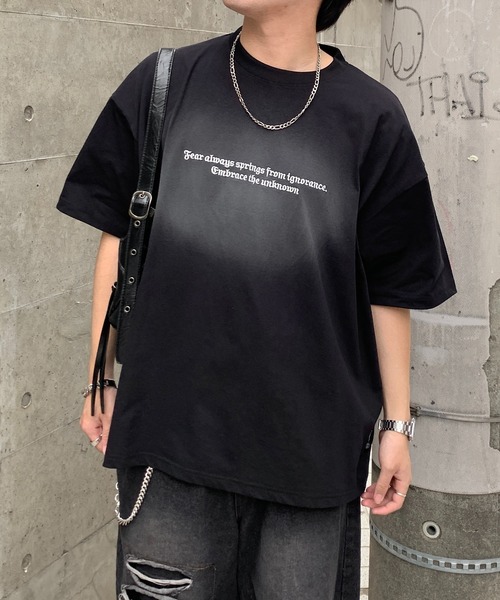 lilful(リルフル)の「【26年春夏新作】スプレー加工レタリングロゴ刺繍Tシャツ(Tシャツ/カットソー・メンズ・ブラック/ホワイト・M/XL/L)」の6枚目の写真