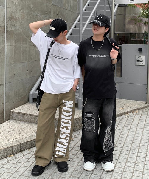 lilful(リルフル)の「【26年春夏新作】スプレー加工レタリングロゴ刺繍Tシャツ(Tシャツ/カットソー・メンズ・ブラック/ホワイト・M/XL/L)」の11枚目の写真