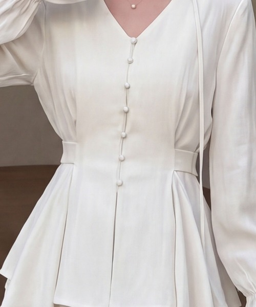 DRESS PLUS(ドレスプラス)の「リボンベルト ブラウス&スカート セットアップ(セットアップ・レディース・パープル/アイボリー/ブラック・M/L)」の6枚目の写真
