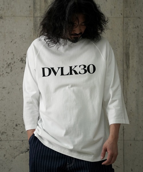 DEVILOCK(デビロック)の「DEVILOCK RAGLAN RELAX LOGO 3/4TEE(Tシャツ/カットソー・メンズ・ブラック/ネイビー/ベージュ/ホワイト・X-LARGE/LARGE/MEDIUM)」の2枚目の写真