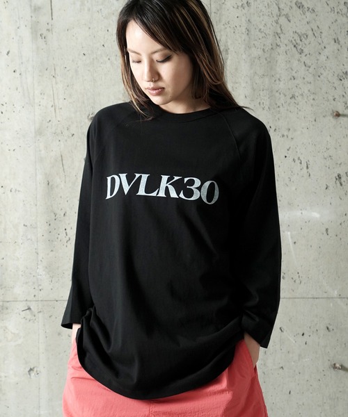 DEVILOCK(デビロック)の「DEVILOCK RAGLAN RELAX LOGO 3/4TEE(Tシャツ/カットソー・メンズ・ブラック/ネイビー/ベージュ/ホワイト・X-LARGE/LARGE/MEDIUM)」の3枚目の写真