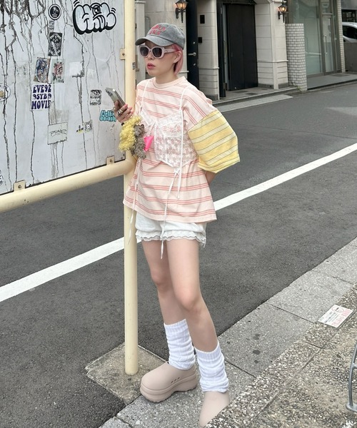 Alley Tokyo(アリートーキョー)の「パネルボーダーBigT(Tシャツ/カットソー・レディース・イエロー/チャコール/サックスブルー・FREE)」の11枚目の写真