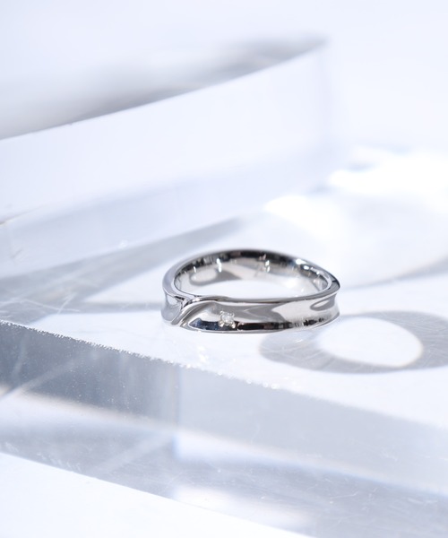 Zanipolo Terzini(ザニポロタルツィーニ)の「Zanipolo Terzini ステンレスダイヤモンドペアリング_1(リング・レディース・シルバー系2/ブルー/シルバー系3/ピンク系/シルバー系/ピンク系1/シルバー系1/シルバー系6/シルバー系7/ゴールド系/シルバー系5/シルバー系4・5/9/11/13/15 /19/21/3/4)」の6枚目の写真