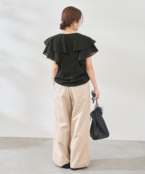 JOURNAL STANDARD(ジャーナルスタンダード)の「キョウネンコットンボイルフリル ブラウス(シャツ/ブラウス・レディース・ブラック/ホワイト・FREE)」の5枚目の写真