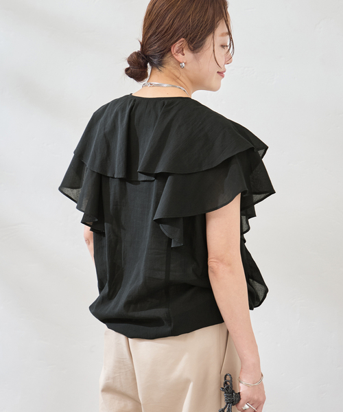 JOURNAL STANDARD(ジャーナルスタンダード)の「キョウネンコットンボイルフリル ブラウス(シャツ/ブラウス・レディース・ブラック/ホワイト・FREE)」の7枚目の写真
