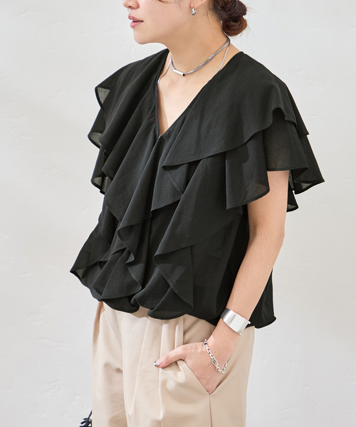 JOURNAL STANDARD(ジャーナルスタンダード)の「キョウネンコットンボイルフリル ブラウス(シャツ/ブラウス・レディース・ブラック/ホワイト・FREE)」の9枚目の写真