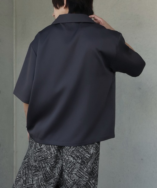welise(ウェライズ)の「【welise/ウェライズ】-クールタッチ/接触冷感- リッチドレープスムース ボクシーショート丈 半袖オープンカラーシャツ(シャツ/ブラウス・メンズ・ブラック/ホワイト/チャコールグレー/サックスブルー/ダークネイビー・L/M/S)」の13枚目の写真