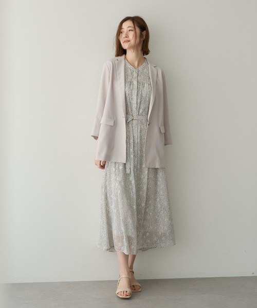YECCA VECCA(イェッカヴェッカ)の「シアードット柄ギャザーワンピース(ワンピース・レディース・オフホワイト/ブラック・FREE)」の7枚目の写真