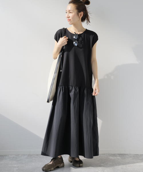 JOURNAL STANDARD relume(ジャーナルスタンダード レリューム)の「《WEB限定》カットナイロンタフタワンピース(ワンピース・レディース・ブラック・FREE)」の3枚目の写真