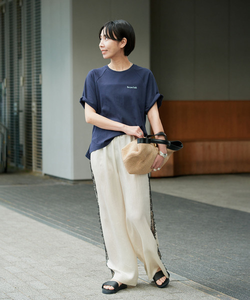 VERMEIL par iena(ヴェルメイユパーイエナ)の「BACK PRINT Tシャツ(Tシャツ/カットソー・レディース・ネイビー/ピンク・FREE)」の9枚目の写真