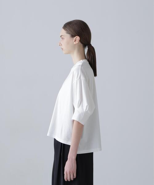 ADORE(アドーア)の「◆コットンスムースボリュームスリーブプルオーバー(Tシャツ/カットソー・レディース・ホワイト/ネイビー/ピンク・38)」の5枚目の写真
