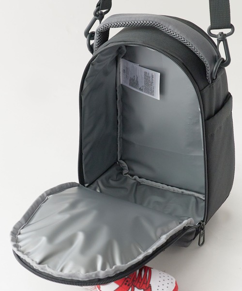 NIKE（ナイキ）の「NIKE/ナイキ NAN NIKE BUDDIES LUNCH TOTE ショルダーバッグ トート キッズ  2026年 夏 夏服（ショルダーバッグ・キッズ・ブラック・FREE）」の13枚目の写真