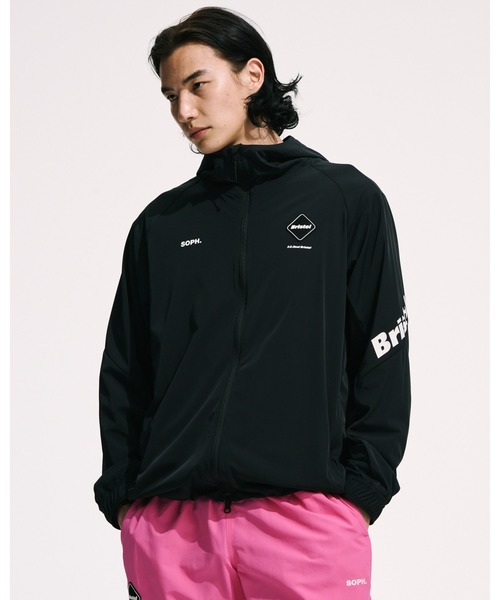 F.C.Real Bristol(エフシーレアルブリストル)の「CORDURA 4-WAY STRETCH VENTILATION HOODIE(ナイロンジャケット・メンズ・ブラック/グレイッシュベージュ・XX-LARGE/X-LARGE/LARGE/MEDIUM/SMALL)」の11枚目の写真