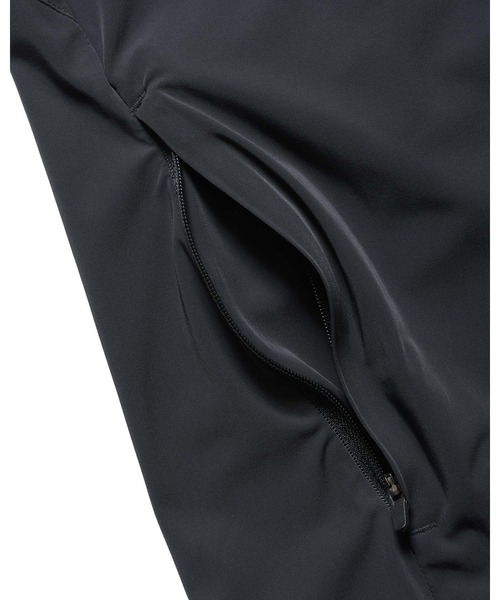 F.C.Real Bristol(エフシーレアルブリストル)の「CORDURA 4-WAY STRETCH VENTILATION HOODIE(ナイロンジャケット・メンズ・ブラック/グレイッシュベージュ・XX-LARGE/X-LARGE/LARGE/MEDIUM/SMALL)」の17枚目の写真