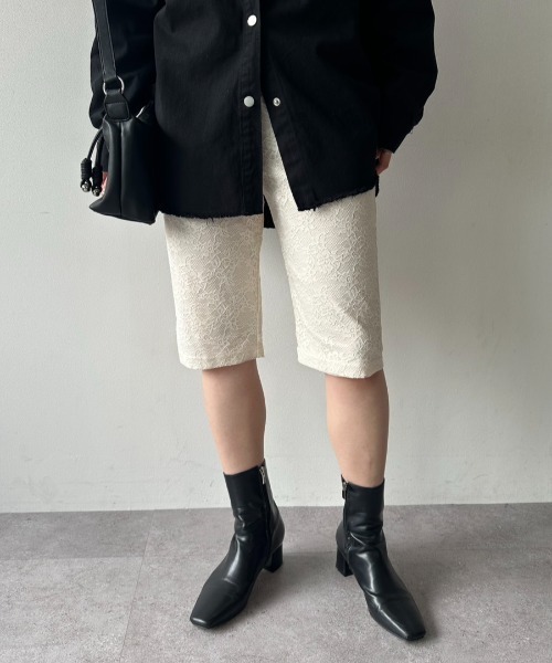 ELTONE(エルトーン)の「レースバイカーパンツ(その他パンツ・レディース・アイボリー/ブラック・FREE)」の2枚目の写真