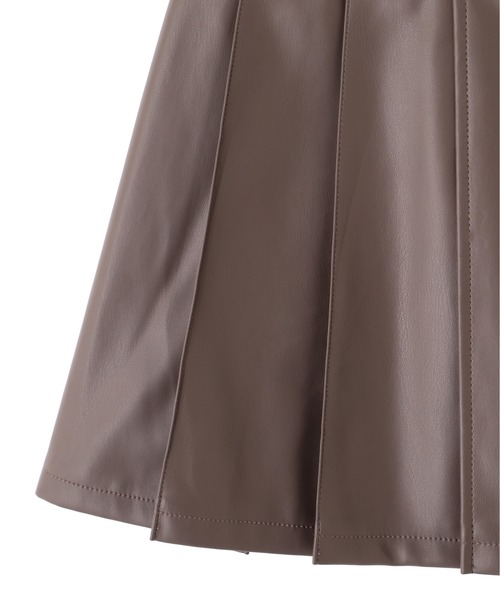 JILL by JILL STUART(ジルバイジルスチュアート)の「サイドプリーツフェイクレザーミニスカート(スカート・レディース・ブラウン/ベージュ・MEDIUM/SMALL)」の17枚目の写真