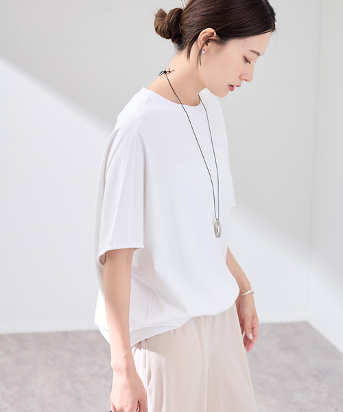 FRAMeWORK(フレームワーク)の「≪WEB限定+一部店舗 / 追加≫スムースコクーンプルオーバー 2(Tシャツ/カットソー・レディース・ブラック/ホワイト/ブラウン・FREE)」の22枚目の写真