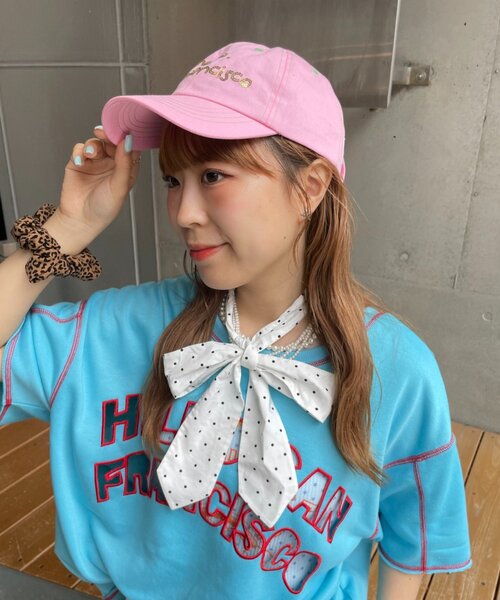HELLO.SANFRANCISCO(ハローサンフランシスコ)の「【HELLO.SANFRANCISCO】スパンコールロゴリボンキャップ(キャップ・レディース・ピンク/イエロー/ネイビー・ONE SIZE)」の12枚目の写真