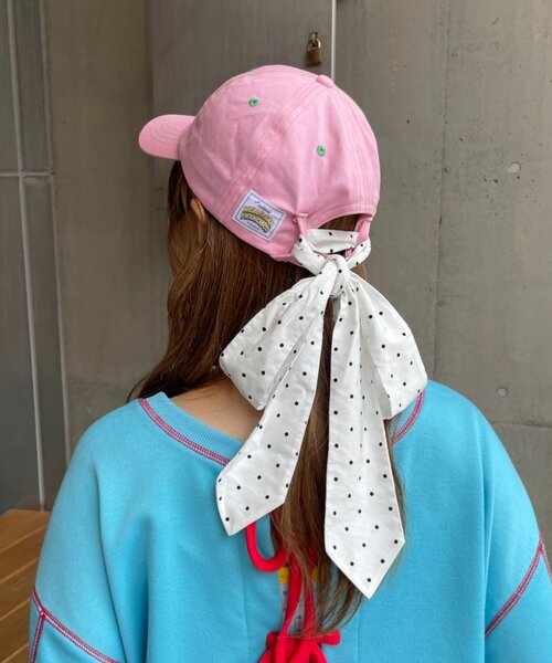 HELLO.SANFRANCISCO(ハローサンフランシスコ)の「【HELLO.SANFRANCISCO】スパンコールロゴリボンキャップ(キャップ・レディース・ピンク/イエロー/ネイビー・ONE SIZE)」の16枚目の写真