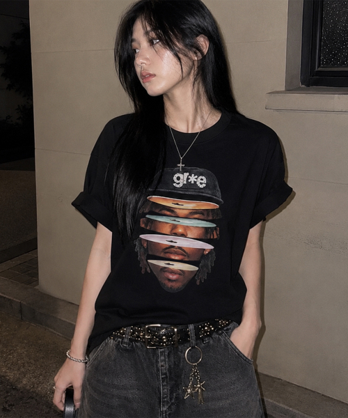 GRAVER ORDINARY（グレイバーオーディナリー）の「[ODNR UNISEX]フェイスグレ半袖Tシャツ_2カラー（Tシャツ/カットソー・レディース・ホワイト/ブラック・SMALL/MEDIUM/LARGE）」の5枚目の写真