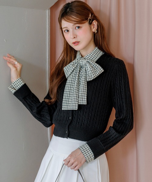 alotta(アロッタ)の「【Corie】チェック柄ボウタイシャツ2WAY仕様カーディガン(カーディガン/ボレロ・レディース・グレー/ブラック/アイボリー・M/L)」の11枚目の写真