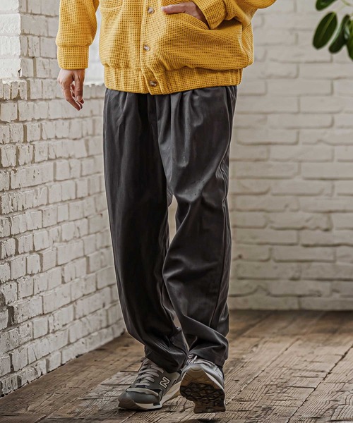 CAMBIO(カンビオ)の「mp15322- Velour Balloon Two Tuck Pants バルーン2タックパンツ(CAM26AW-002)(その他パンツ・メンズ・ブラック/グリーン/チャコール・S/M/L)」の2枚目の写真