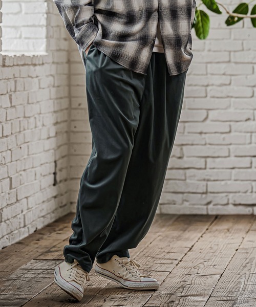 CAMBIO(カンビオ)の「mp15322- Velour Balloon Two Tuck Pants バルーン2タックパンツ(CAM26AW-002)(その他パンツ・メンズ・ブラック/グリーン/チャコール・S/M/L)」の11枚目の写真