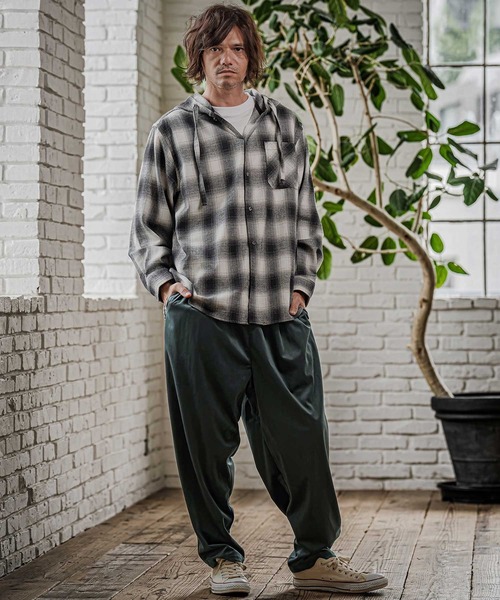 CAMBIO(カンビオ)の「mp15322- Velour Balloon Two Tuck Pants バルーン2タックパンツ(CAM26AW-002)(その他パンツ・メンズ・ブラック/グリーン/チャコール・S/M/L)」の15枚目の写真