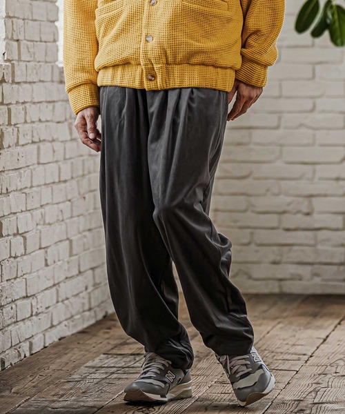 CAMBIO(カンビオ)の「mp15322- Velour Balloon Two Tuck Pants バルーン2タックパンツ(CAM26AW-002)(その他パンツ・メンズ・ブラック/グリーン/チャコール・S/M/L)」の17枚目の写真