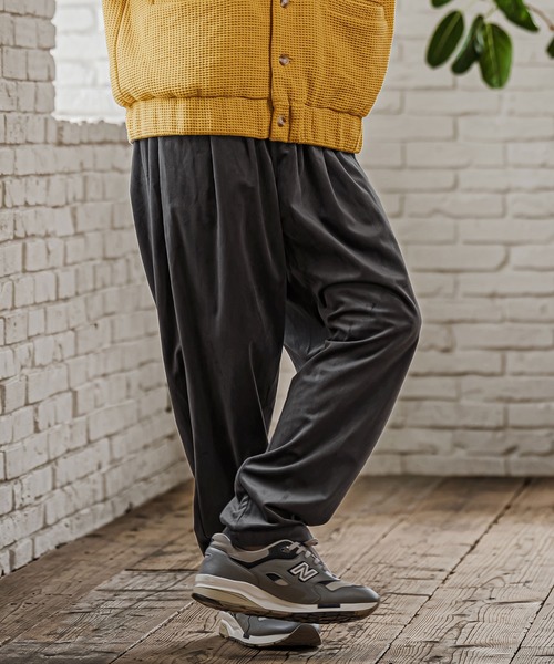 CAMBIO(カンビオ)の「mp15322- Velour Balloon Two Tuck Pants バルーン2タックパンツ(CAM26AW-002)(その他パンツ・メンズ・ブラック/グリーン/チャコール・S/M/L)」の18枚目の写真