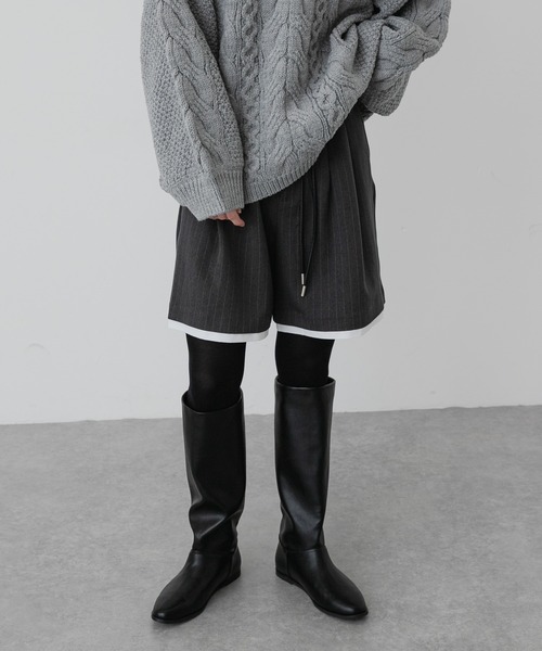 SENSE OF PLACE by URBAN RESEARCH(センスオブプレイスバイアーバンリサーチ)の「『イージーケア』レイヤードヘムショートパンツ(その他パンツ・レディース・グレー系その他/ブラック・MEDIUM/SMALL)」の4枚目の写真