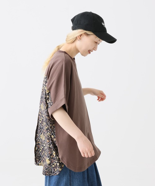 HEART MARKET(ハートマーケット)の「後ろ釦布帛切替チュニック(Tシャツ/カットソー・レディース・グレイッシュベージュ/ダークパープル/チャコール/ブラック・FREE)」の12枚目の写真