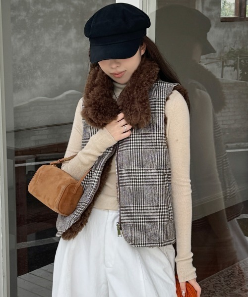 LUCPY(ラクピー)の「スタンドカラーエコファーボアベスト(ベスト・レディース・ブラウン/ホワイト・X-LARGE/LARGE/MEDIUM/SMALL)」の7枚目の写真
