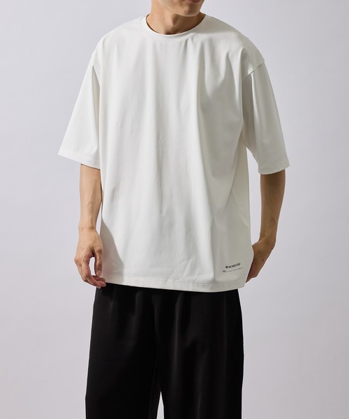 j.n.r.d(ジェー・エヌ・アール・ディー)の「ドレープポンチワンポイントTシャツ(Tシャツ/カットソー・メンズ・ブルー系その他2/ホワイト/ブラック・L/M/LL)」の5枚目の写真