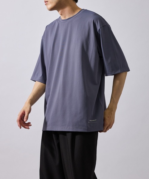 j.n.r.d(ジェー・エヌ・アール・ディー)の「ドレープポンチワンポイントTシャツ(Tシャツ/カットソー・メンズ・ブルー系その他2/ホワイト/ブラック・L/M/LL)」の7枚目の写真