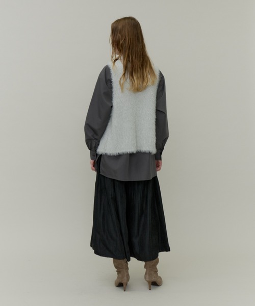 Plumel(プルメル)の「Long lame Shaggy Knit Vest / ロングラメシャギーニットベスト(ベスト・レディース・ネイビー/グレー/アイボリー・MEDIUM)」の14枚目の写真