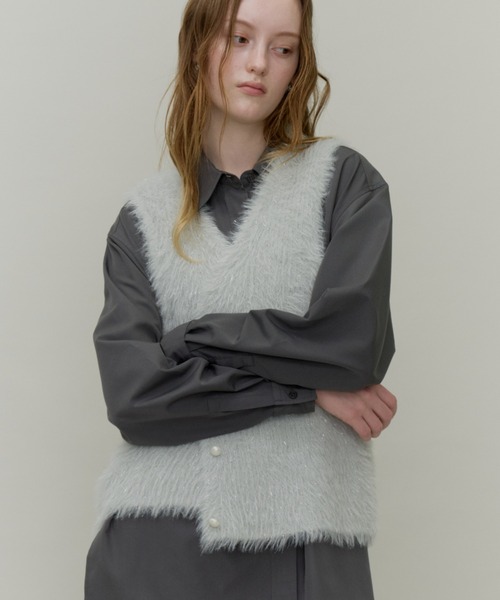 Plumel(プルメル)の「Long lame Shaggy Knit Vest / ロングラメシャギーニットベスト(ベスト・レディース・ネイビー/グレー/アイボリー・MEDIUM)」の10枚目の写真