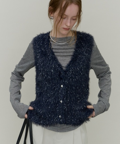 Plumel(プルメル)の「Long lame Shaggy Knit Vest / ロングラメシャギーニットベスト(ベスト・レディース・ネイビー/グレー/アイボリー・MEDIUM)」の17枚目の写真