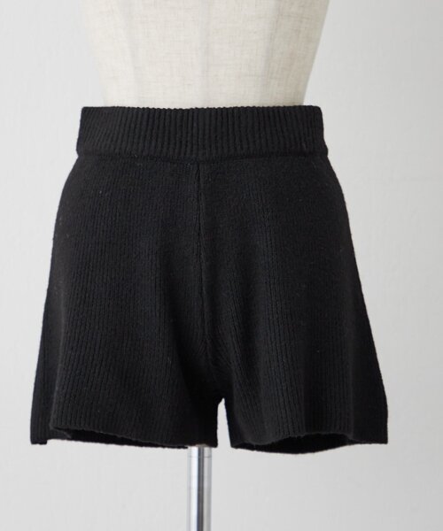continuer de NICE CLAUP(コンティニューデナイスクラップ)の「ニットショートパンツ(その他パンツ・レディース・グレー/ブラック・SMALL/MEDIUM)」の9枚目の写真