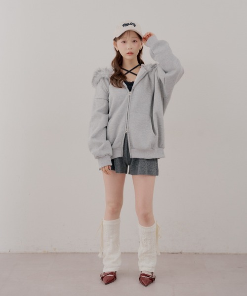continuer de NICE CLAUP(コンティニューデナイスクラップ)の「ニットショートパンツ(その他パンツ・レディース・グレー/ブラック・SMALL/MEDIUM)」の15枚目の写真