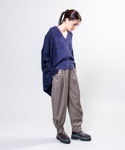 OSMOSIS(オズモーシス)の「ボタンアレンジパンツ(その他パンツ・レディース・グレイッシュベージュ/ブラック/カーキブラウン・ONE SIZE)」の5枚目の写真