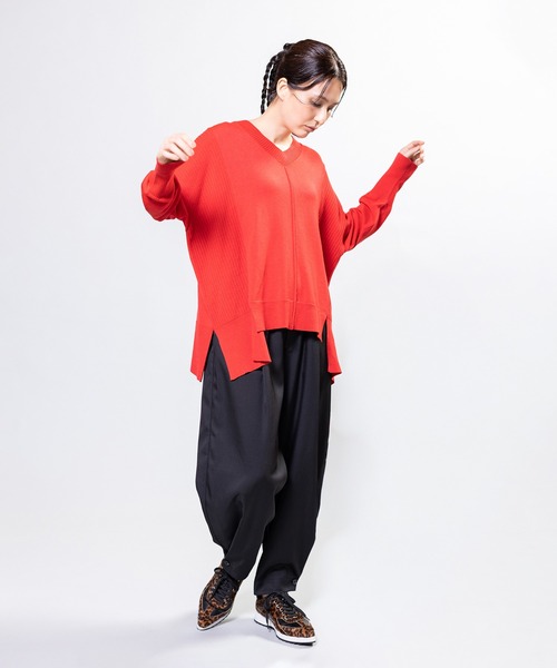 OSMOSIS(オズモーシス)の「ボタンアレンジパンツ(その他パンツ・レディース・グレイッシュベージュ/ブラック/カーキブラウン・ONE SIZE)」の8枚目の写真