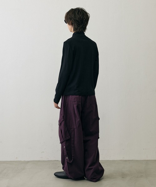 Shoowtime（ショウタイム）の「Slim Fit  Button Detail High Neck Long Sleeve Tee   / スリムフィットボタンディテールハイネックロングスリーブTシャツ（Tシャツ/カットソー・メンズ・ブラック/グレー・LARGE/MEDIUM/X-LARGE）」の19枚目の写真
