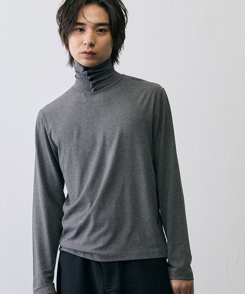 Shoowtime（ショウタイム）の「Slim Fit  Button Detail High Neck Long Sleeve Tee   / スリムフィットボタンディテールハイネックロングスリーブTシャツ（Tシャツ/カットソー・メンズ・ブラック/グレー・LARGE/MEDIUM/X-LARGE）」の21枚目の写真