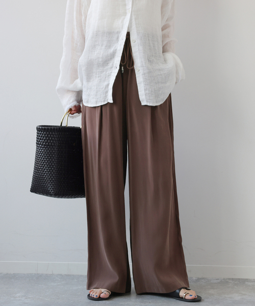 JOURNAL STANDARD relume(ジャーナルスタンダード レリューム)の「《追加》フィブリルインタックイージーパンツ(その他パンツ・レディース・ブラウン/ブラック/ベージュ・36/38)」の15枚目の写真