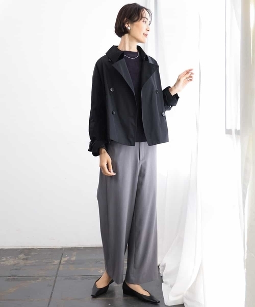 MICHEL KLEIN（ミッシェル・クラン）の「[定番]スタンドカラーショートブルゾン（ピーコート・レディース・ブラック/ベージュ・38）」の5枚目の写真