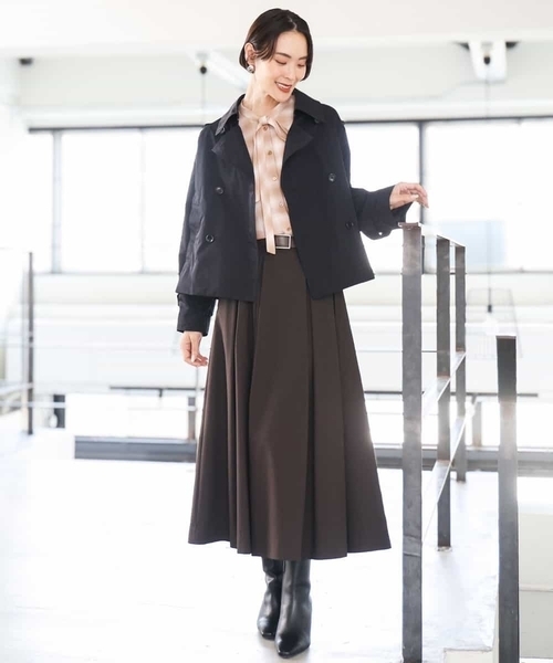 MICHEL KLEIN（ミッシェル・クラン）の「[定番]スタンドカラーショートブルゾン（ピーコート・レディース・ブラック/ベージュ・38）」の12枚目の写真