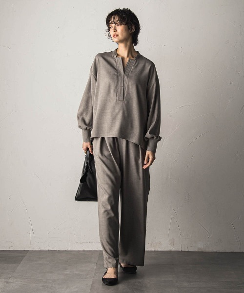 MAYSON GREY(メイソングレイ)の「【一瞬で楽とキレイを叶える】ナチュラルストレッチスキッパーブラウス≪セットアップ対応≫(シャツ/ブラウス・レディース・ベージュ/ブラック・M)」の9枚目の写真